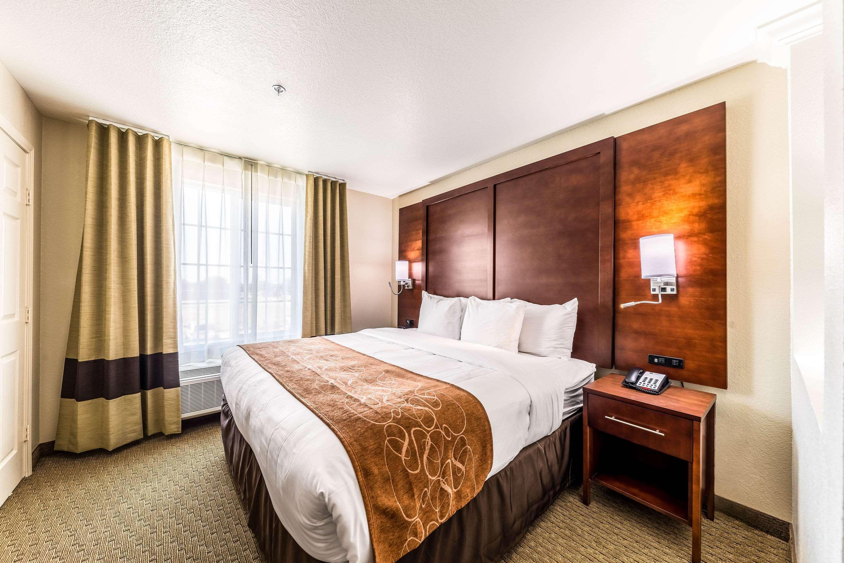 คอมฟอร์ต สวีท แกรนด์ แพรรี - อาร์ลิงตัน นอร์ท Hotel แกรนด์แพร์รี ภายนอก รูปภาพ